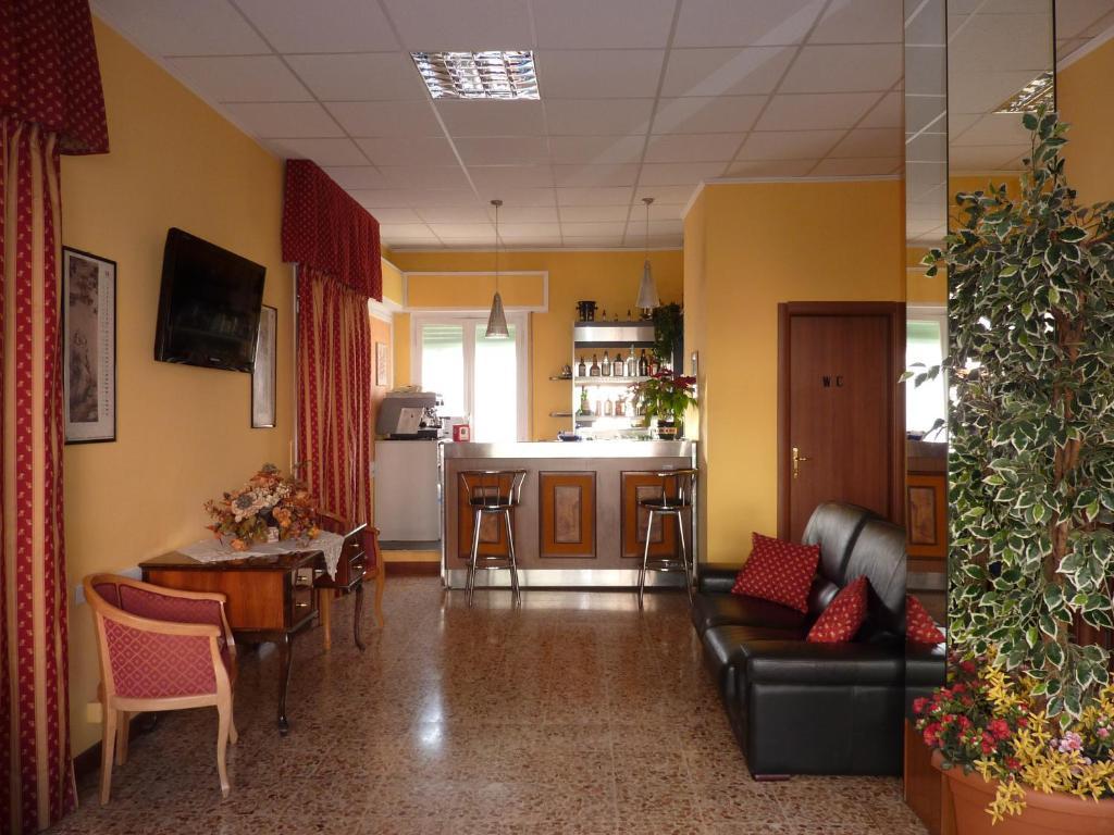 Hotel Corso Sanremo Exteriör bild