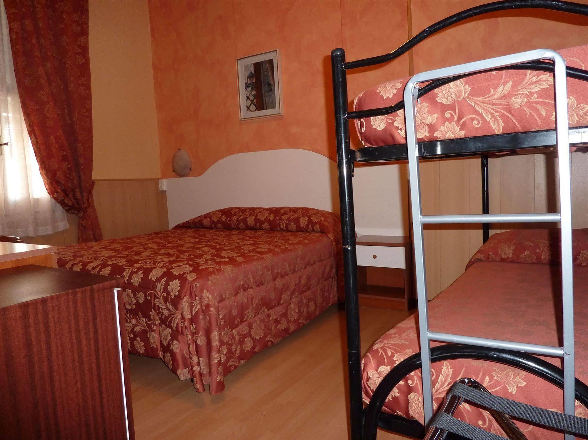 Hotel Corso Sanremo Exteriör bild